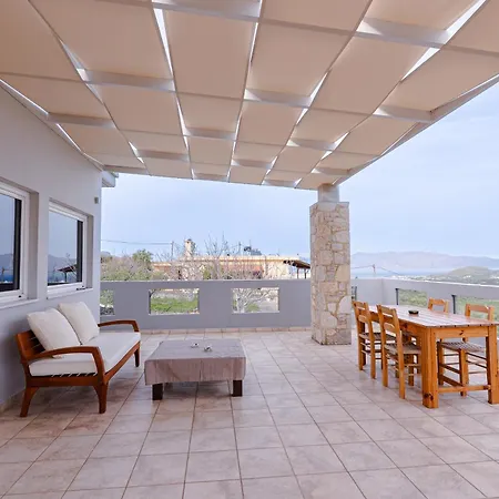 Villa Avelios Karefiliana