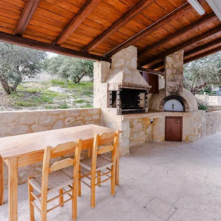 Villa Avelios